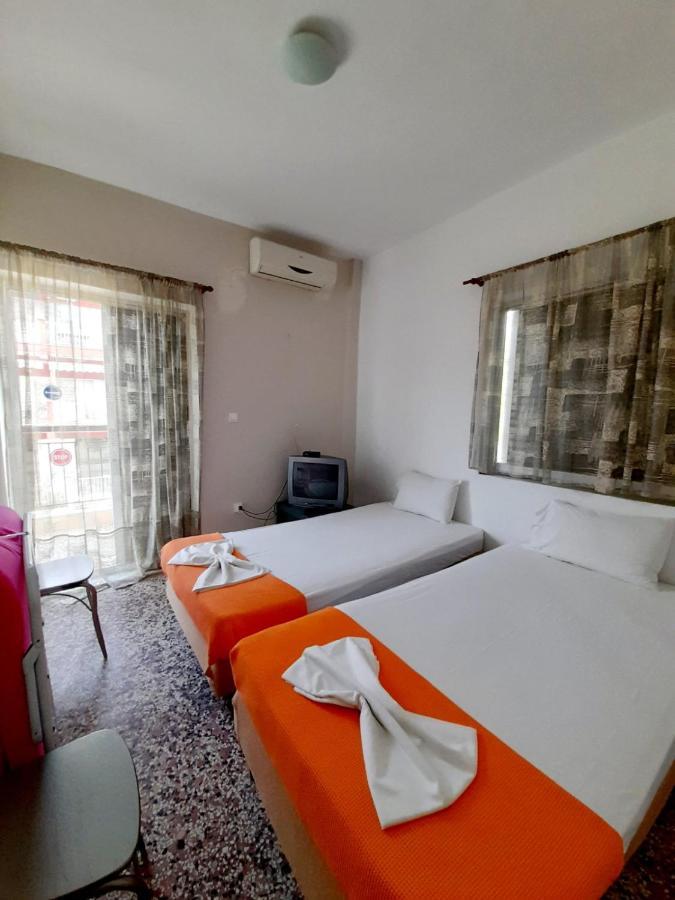 Villa California Paralia Dionysiou Exteriör bild