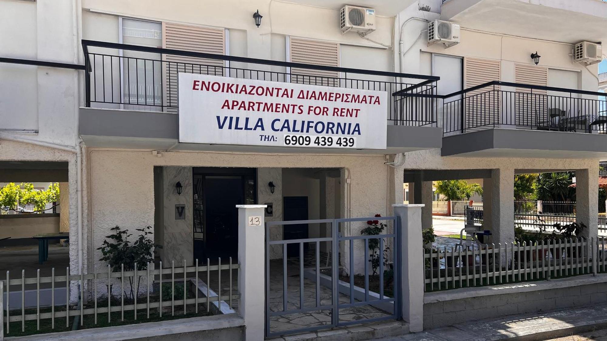 Villa California Paralia Dionysiou Exteriör bild